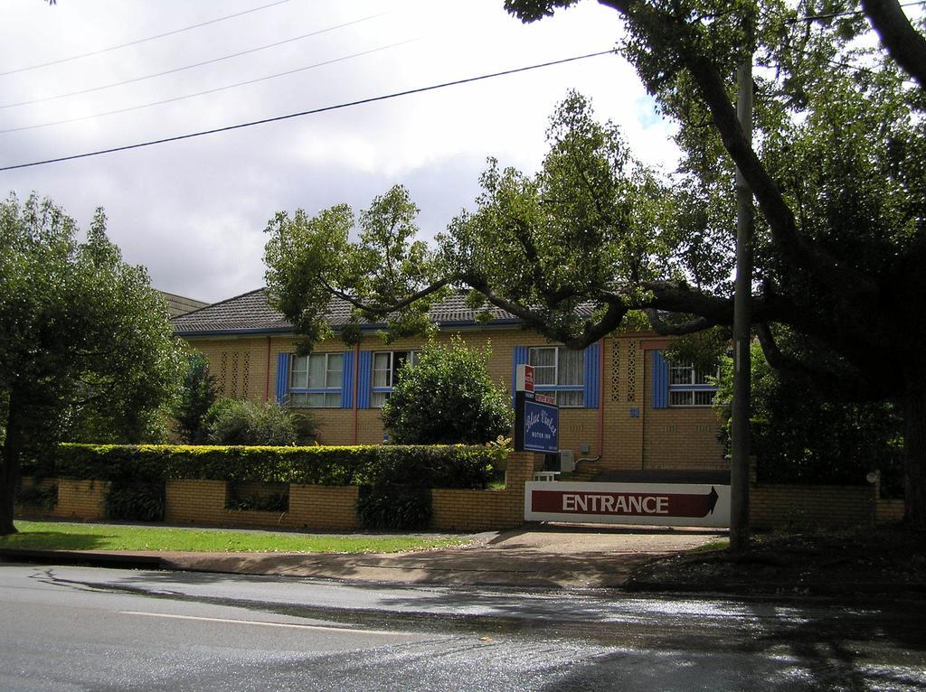 Blue Violet Motor Inn Toowoomba Esterno foto