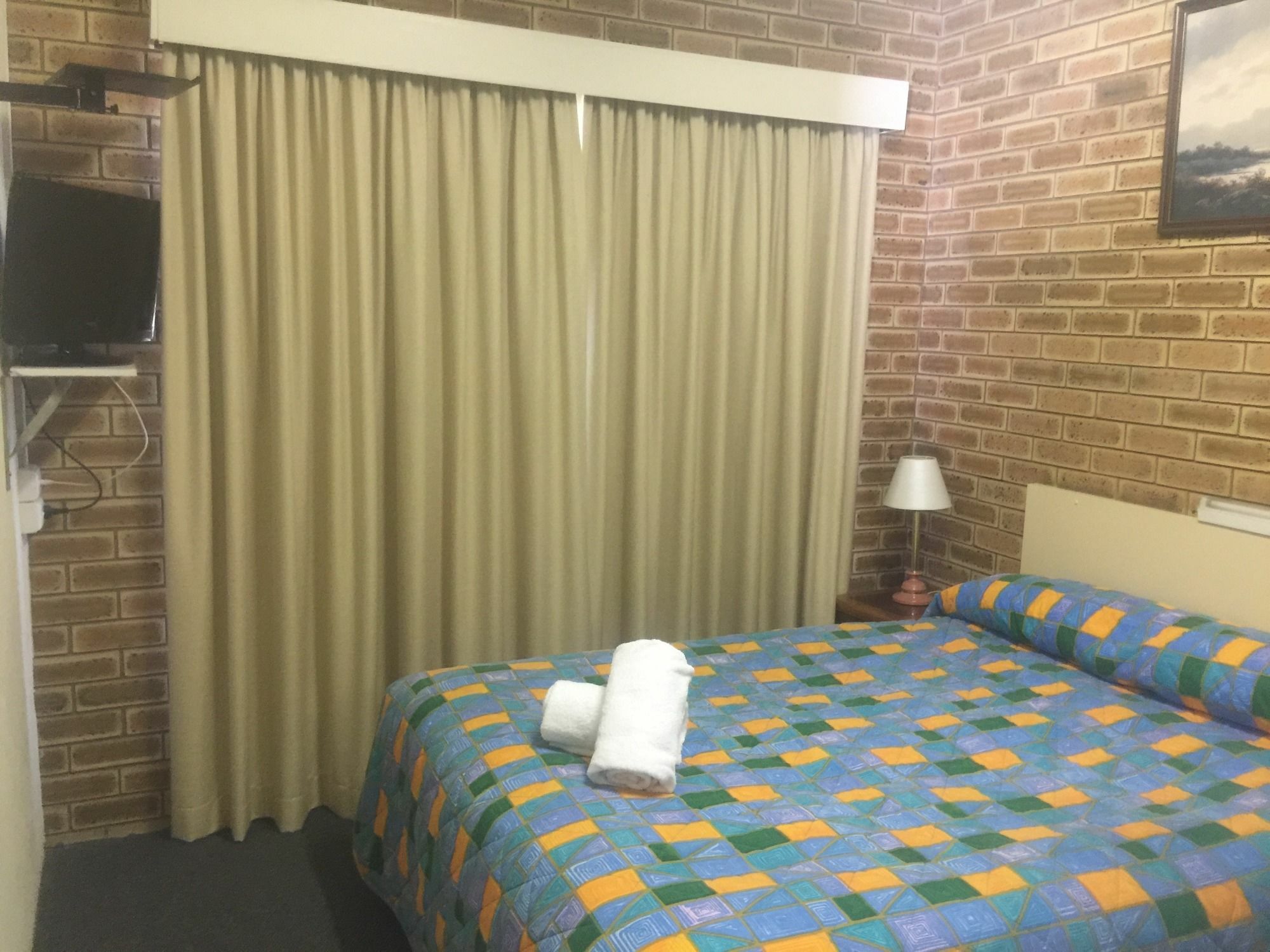Blue Violet Motor Inn Toowoomba Esterno foto
